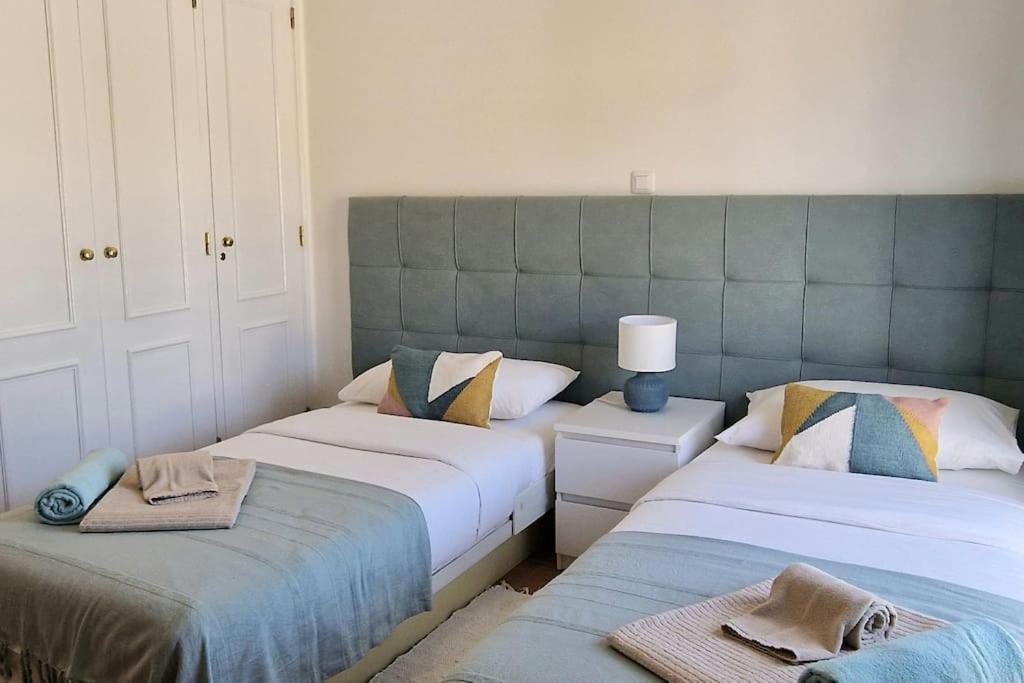 Jasmine Apartment Next To Meia Praia Beach Лагос Екстериор снимка